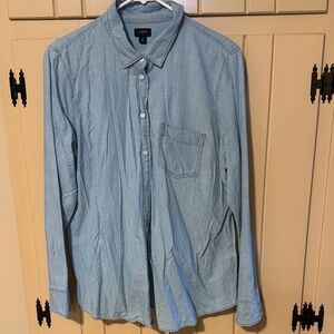 Chambray shirt like new